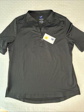Women's Black Short-Sleeve Henley performance breathable professional work Polo